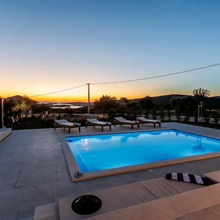 Cypress Estate - Luxury Croatia Retreats Villa