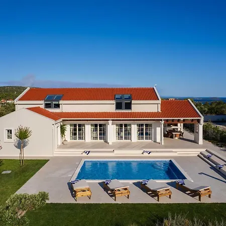 Cypress Estate - Luxury Croatia Retreats Villa
