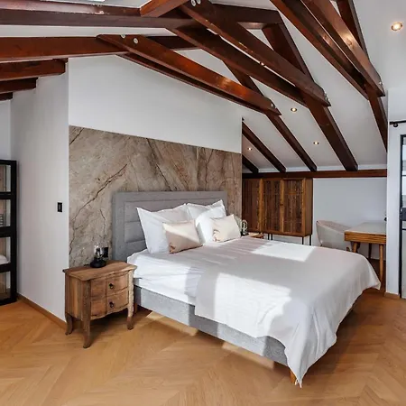 Villa Cypress Estate - Luxury Croatia Retreats