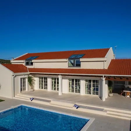 Cypress Estate - Luxury Croatia Retreats